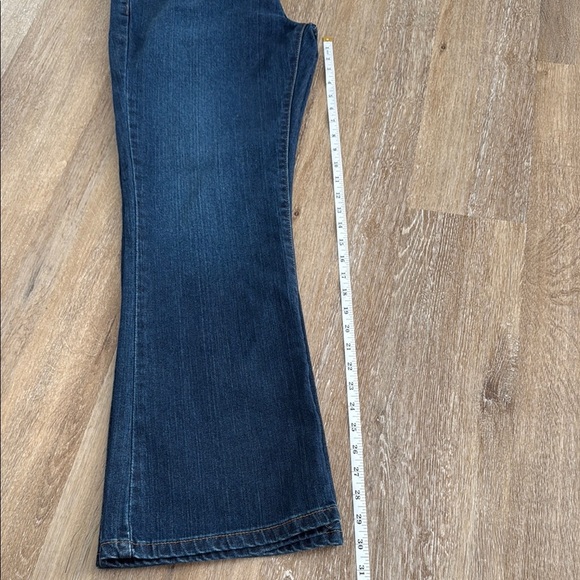 Levi's 515 Size 12S Blue | Boot Cut Jeans | Low Rise | Slim Fit | Women’s - Picture 8 of 15